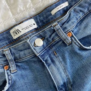 Zara US 12 Medium Wash Skinny Jean Signature Denim